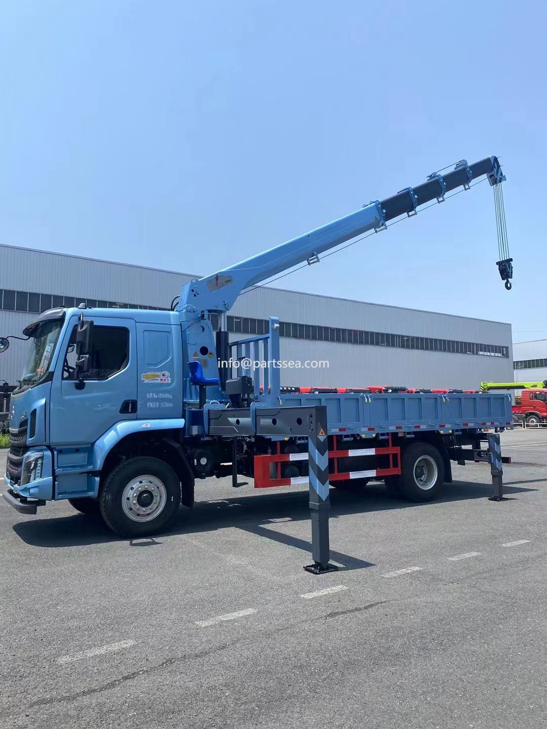 Grue montée sur camion